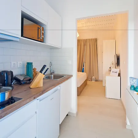 Sun 'n Chill, Boutique & Lefkimmi (Corfu)