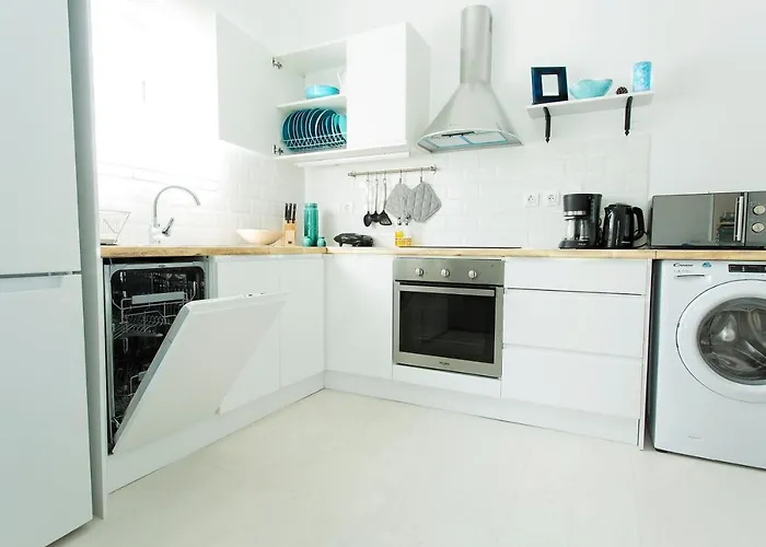 Sun 'n Chill, Boutique & Lägenhetshotell Lefkimmi (Corfu)