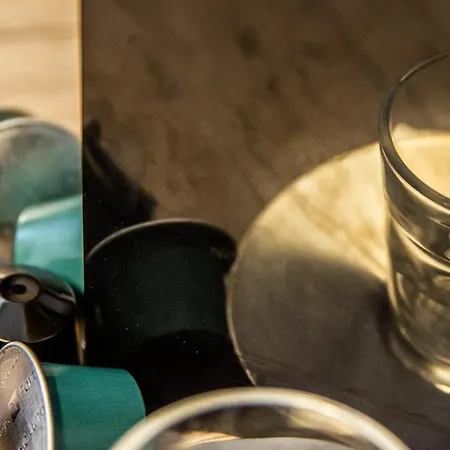 Sun 'n Chill, Boutique &