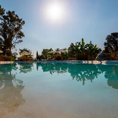 Sun 'n Chill, Boutique & 3*